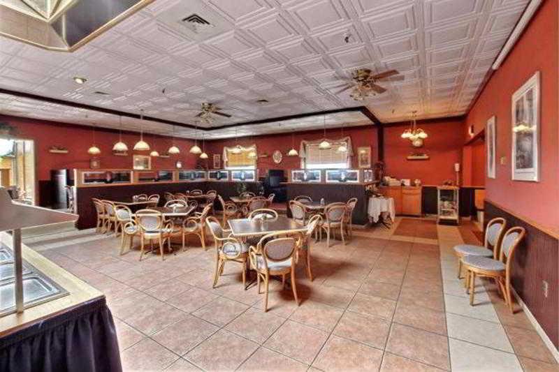 Quality Inn Thief River Falls Restaurant bilde